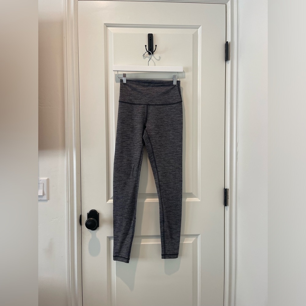 Gray lululemon leggings